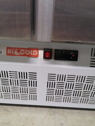 Стол холодильный HICOLD GNE 11/TN Стол холодильный HICOLD GNE 11/TN